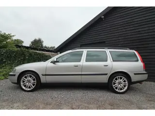 Volvo V70 2.4 T Comfort Line (bj 2000)
