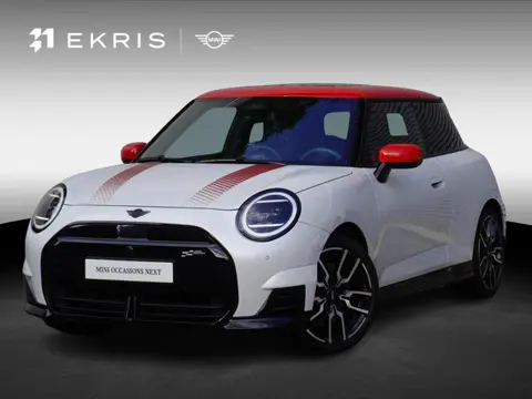 MINI 3-Deurs Cooper E John Cooper Works Pakket XL | Glazen Panoramadak | Elektrisch verstelbare stoe