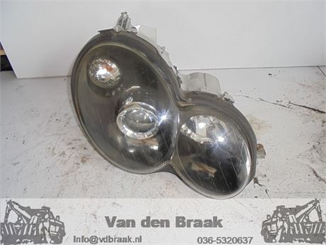 Mercedes Benz C-Klasse C203 2004-2008 Koplamp rechts