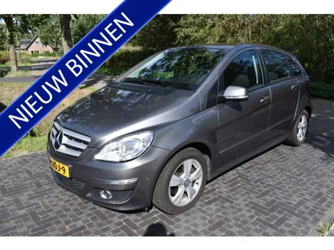 Mercedes-Benz B-Klasse 180 Business Class AUT. SLÉCHTS 61DKM! NIEUWSTAAT
