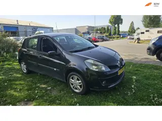 Renault Clio 1.4-16V Dynamique Luxe