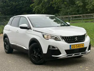 Peugeot 3008 1.2 PureTech Allure /Automaat/Carplay/Trekhaak/