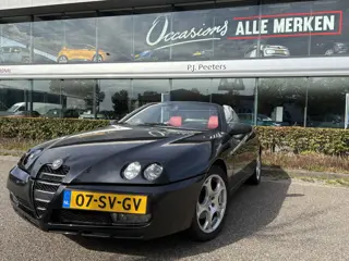 Alfa Romeo Spider 2.0 JTS Turismo Airco - Cd-wisselaar - Centrale vergrendeling - Elektrische ramen 