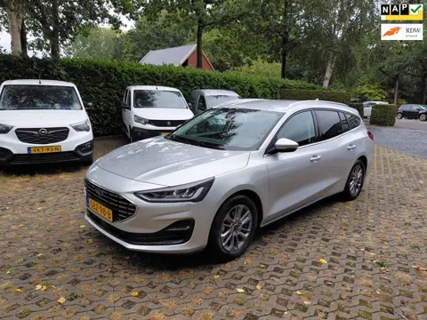 Ford Focus Wagon 1.0 EcoBoost Hybrid Titanium auomaat,navi, lm,pdc,carplay