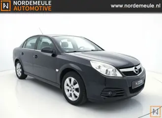 OPEL VECTRA 1.8-16V COSMO, Leder, Airco, Cruise