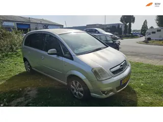 Opel Meriva 1.6-16V Cosmo