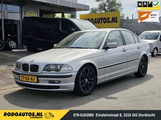 BMW 3-serie 320i Executive 6 Cilinder Opknapper (bj 1998)