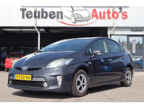 Toyota Prius 1.8 Plug-in Executive Business | 88.000KM | Camera| Bluetooth | Cruise control | Climat