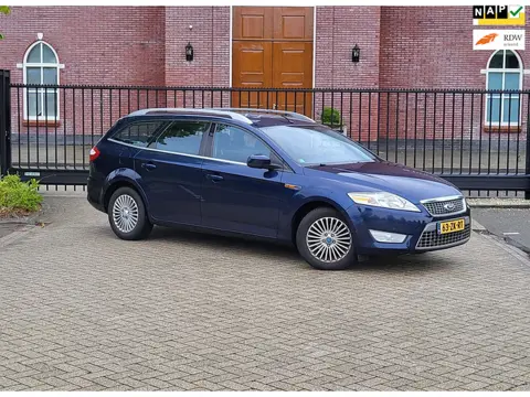 Ford Mondeo Wagon 2.0-16V Titanium / Airco / Nap / Trekhaak / Pdc / Nieuwe Apk