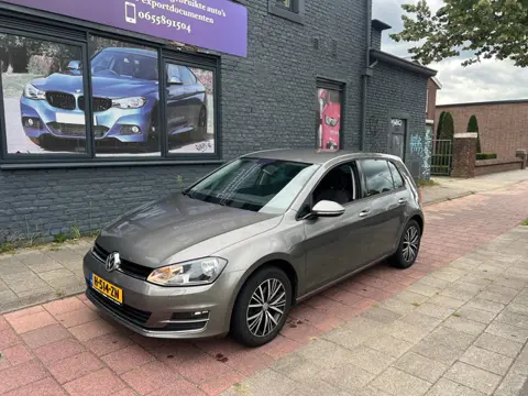 Volkswagen Golf 1.2 TSI Connected Series