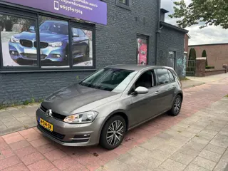 Volkswagen Golf 1.2 TSI Connected Series