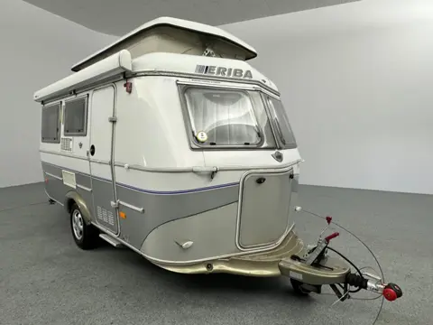Eriba Touring Triton 430 GT Cassetteluifel Fietsendrager