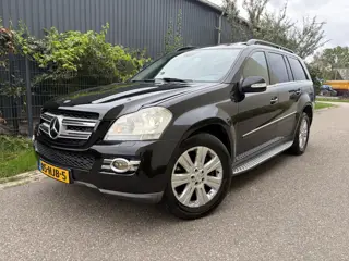 Mercedes-Benz GL-Klasse 450 / AUTOMAAT / SCHUIFDAK / NAVI / 7 PERSOONS / LEER / YOUNGTIMER