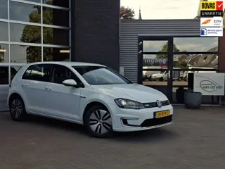 Volkswagen E-Golf | 80% SOH | Cruise control | 2x laadkabel | Navi | Achteruitrij Camera
