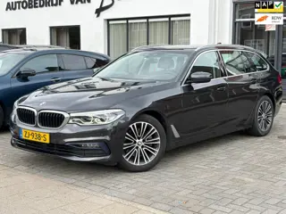 BMW 5-serie Touring 520i High Executive Edition,Panoramadak,Stoelverwarming,Navgatie,Achteruitrij ca