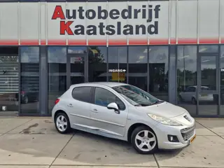 Peugeot 207 1.4 VTi Allure - Trekhaak - Clima - Nieuwe APK