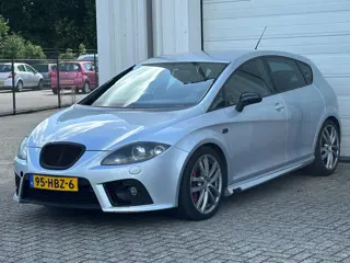Seat Leon SEAT Leon 2.0 TFSI Cupra | 240 PK | Sportstoelen | Navigatie / Touchscreen
