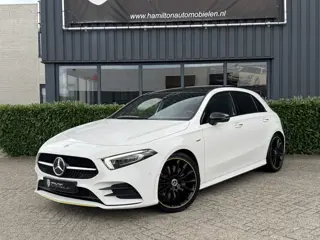 Mercedes-Benz A-Klasse A 250 AMG Edition 1 225pk Aut. Panorama Night Pakket Burmester 19" 103dkm!!