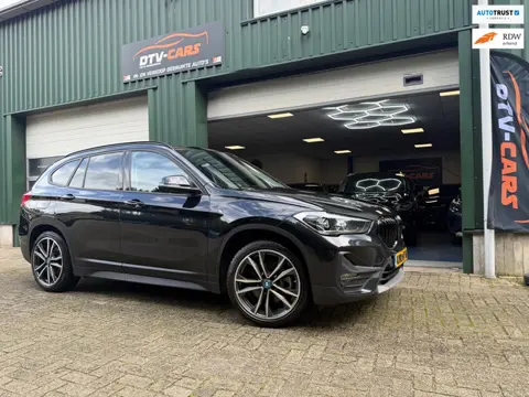 BMW X1 XDrive25e High Executive camera 19inch