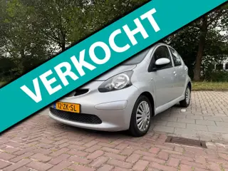 Toyota Aygo 1.0-12V +
