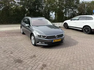 Volkswagen Passat Variant 1.4 TSI ACT Connected Series AUTOMAAT TREKHAAK CAMERA STOELVERWARMING
