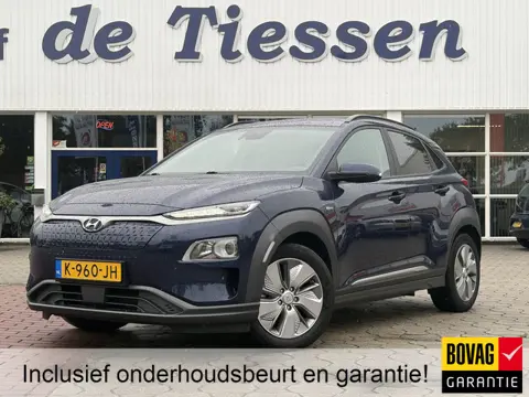 Hyundai KONA EV Fashion 64 kWh | 100% SOH | Trekhaak | Carplay | Rijklaar met beurt & garantie!
