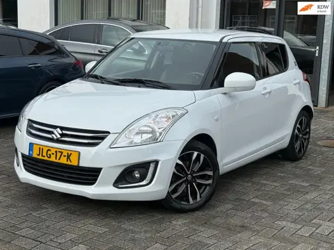 Suzuki SWIFT 1.2 Bandit EASSS, Trekhaak,Stoelverwarming,Airco,L.M.Velgen,Extra getint glas
