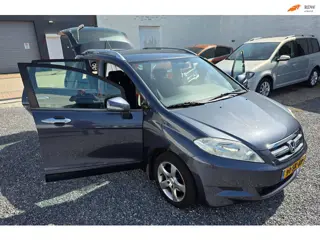 Honda FR-V 1.7i Comfort 6 personenauto