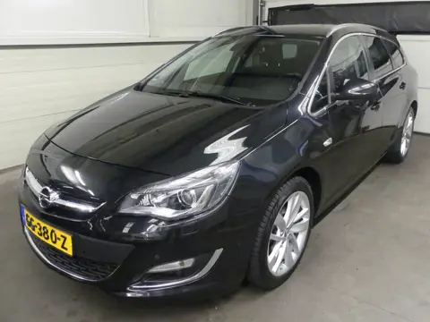 Opel Astra Sports Tourer 1.4 Turbo Sport + - Cruise Control - Parkeersensoren