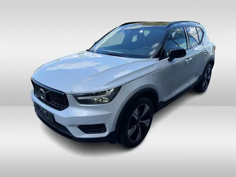 Volvo XC40 1.5 T4 Recharge R-Design | Panorama dak | Climate | Intelli safe | Camera | Harman Kardon