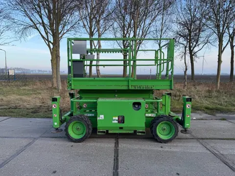 Skyjack SJ 6832 RT schaar hoogwerker 12 meter (bj 2016)