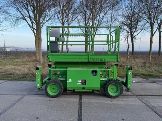Skyjack SJ 6832 RT schaar hoogwerker 12 meter (bj 2016)