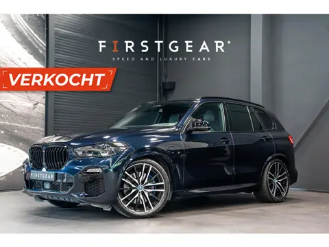 BMW X5 xDrive30d *Grijs kenteken / M-Sport / Panorama / HUD / Surround-view / Memory / Elektr. trekh