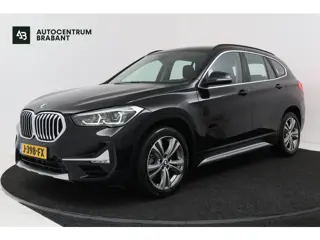 BMW X1 sDrive18i High Executive (TREKHAAK, CAMERA, STOELVERWARMING, DEALER ONDERHOUDEN)