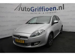 Fiat Bravo 1.4 T-Jet Dynamic nette 5-deurs met trekhaak