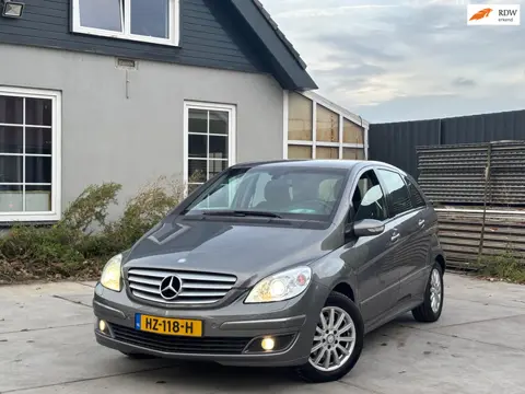 Mercedes-Benz B-klasse 200 | Volledig onderhouden | Automaat | Airco | Stoelverwarming | Parkeersens
