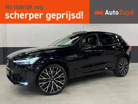 Volvo XC60 2.0 B5 R-design / Pano / Luchtvering / Trekhaak / Massage / 360 camera / 22 inch / H&K