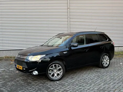 Mitsubishi Outlander 2.0 PHEV 4WD Instyle+ Pano Stoelvw FULL OPTION