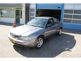 Audi A4 Limousine 1.6