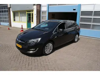 Opel Astra Sports Tourer 1.4 Turbo Design Edition