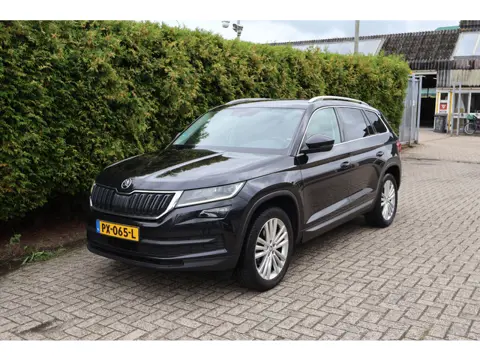 Škoda Kodiaq 1.4 TSI Amb. Busn. 7p. / NL-Auto / 1e eigen. / 19" / Apple,android / Leder