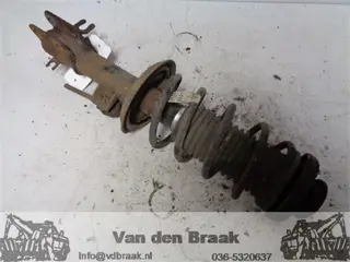Chevrolet Spark 1.0 16V 2010-2015 Veerpoot links voor