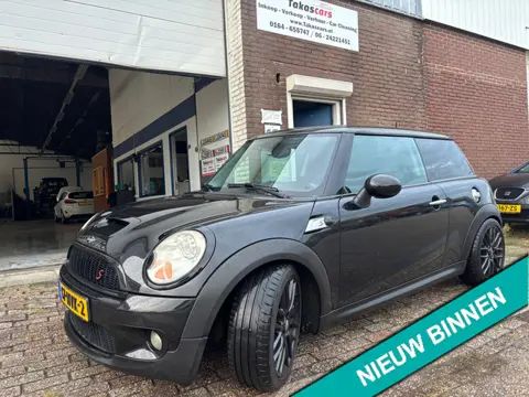 Mini 3-Deurs 1.6 Cooper S Chili AIRCO&NAVI&SPORT UITLAAT&APK&NAP