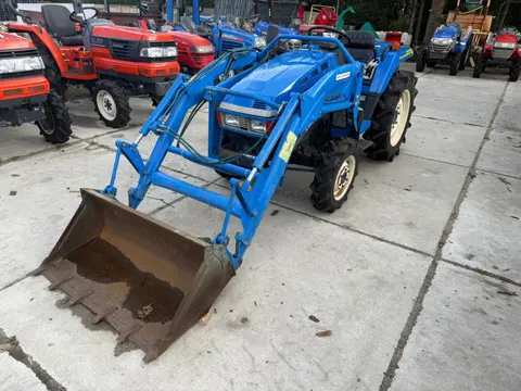 Iseki TU205 met voorlader