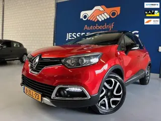 Renault Captur 1.2 TCe Helly Hansen Automaat/ bj.2015/ kleur: rood/ NAP met 136.082 km.en APK tot 10