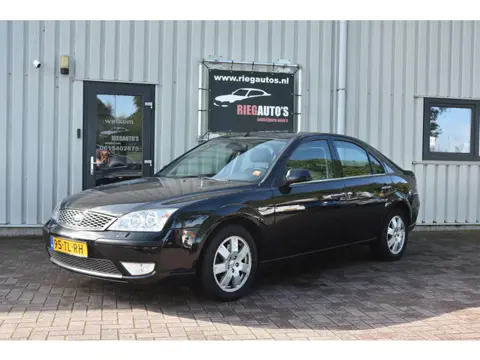 Ford Mondeo 2.0 TDCi Platinum. LMV, Cruise, Half leer, Goed onderhouden!!