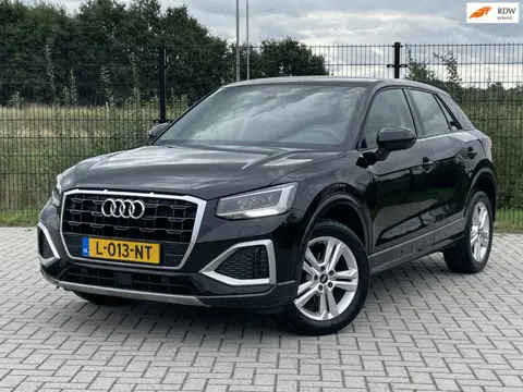 Audi Q2 35 TFSI Business Edition | Carplay | Camera | PDC | NAVI |