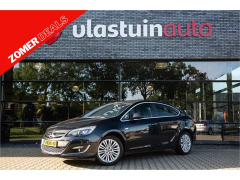 Opel Astra 1.4 Turbo Design Edition , Cruise control, PDC achter, Navigatie,