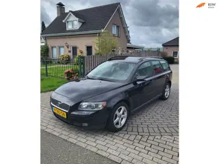Volvo V50 2.4, Automaat, Keyless, Trekhaak, Pano, APK 9/27!
