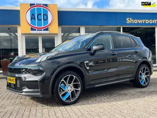 Lynk & Co 01 1.5 261pk PHEV 7DCTH | Orig.NL | PanoramaDak | 360 graden Camera | Carplay |